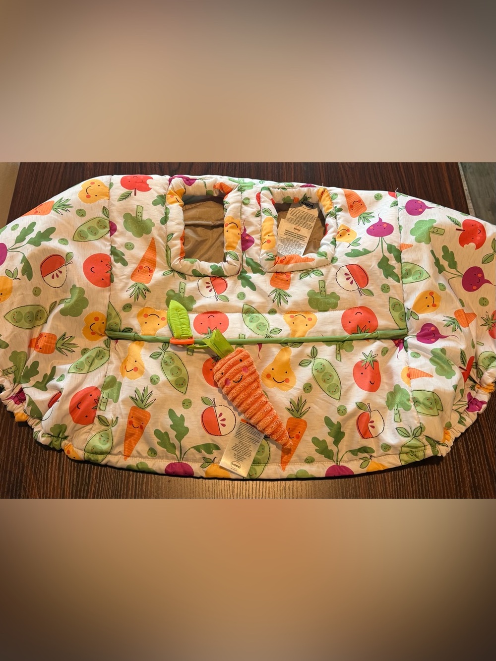 Boppy Baby White Multi Fruit & Veggie Print Shopping Cart and High Chair Cover